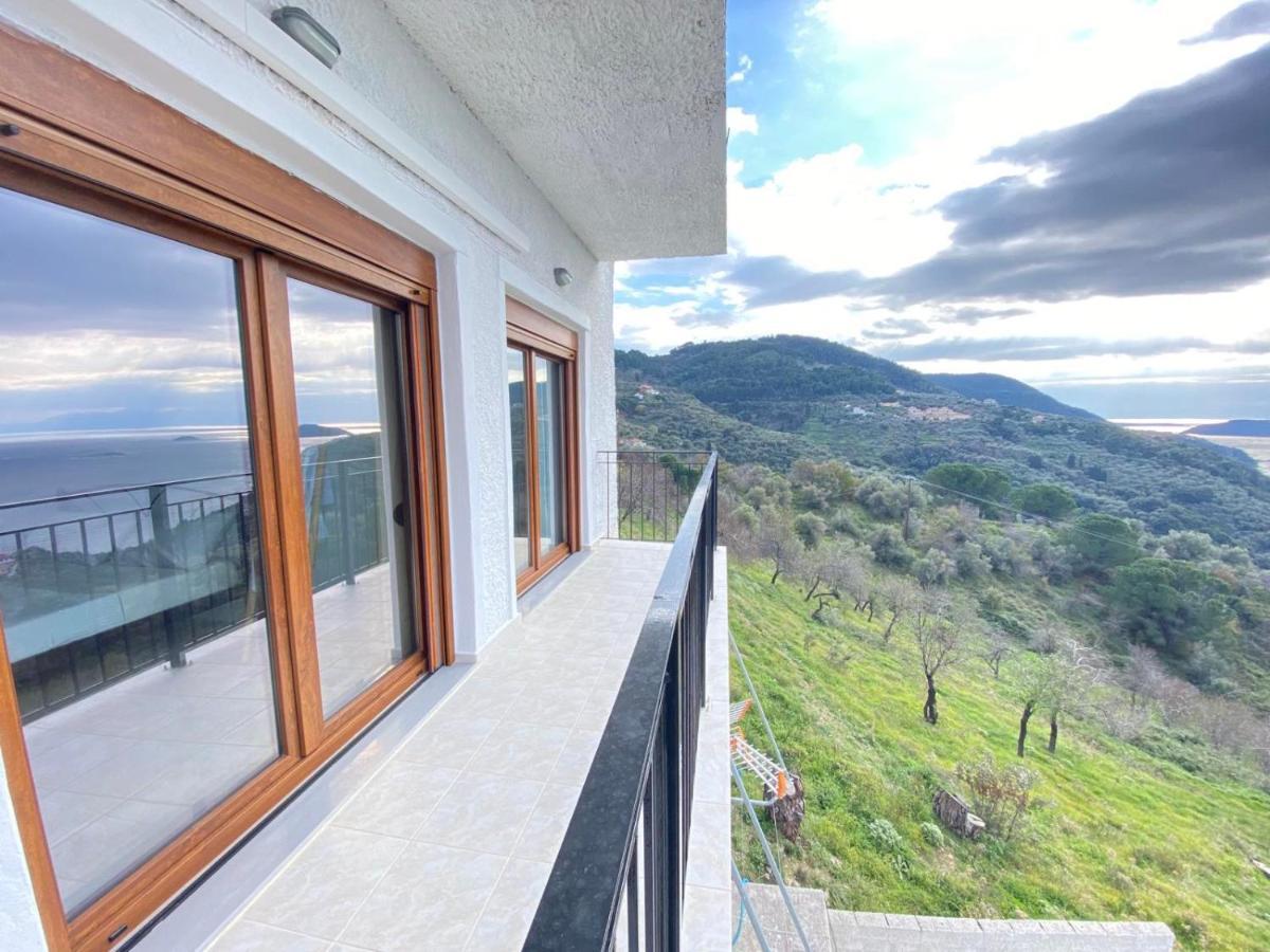 Skopelos House Nikols Loutraki  Exterior photo